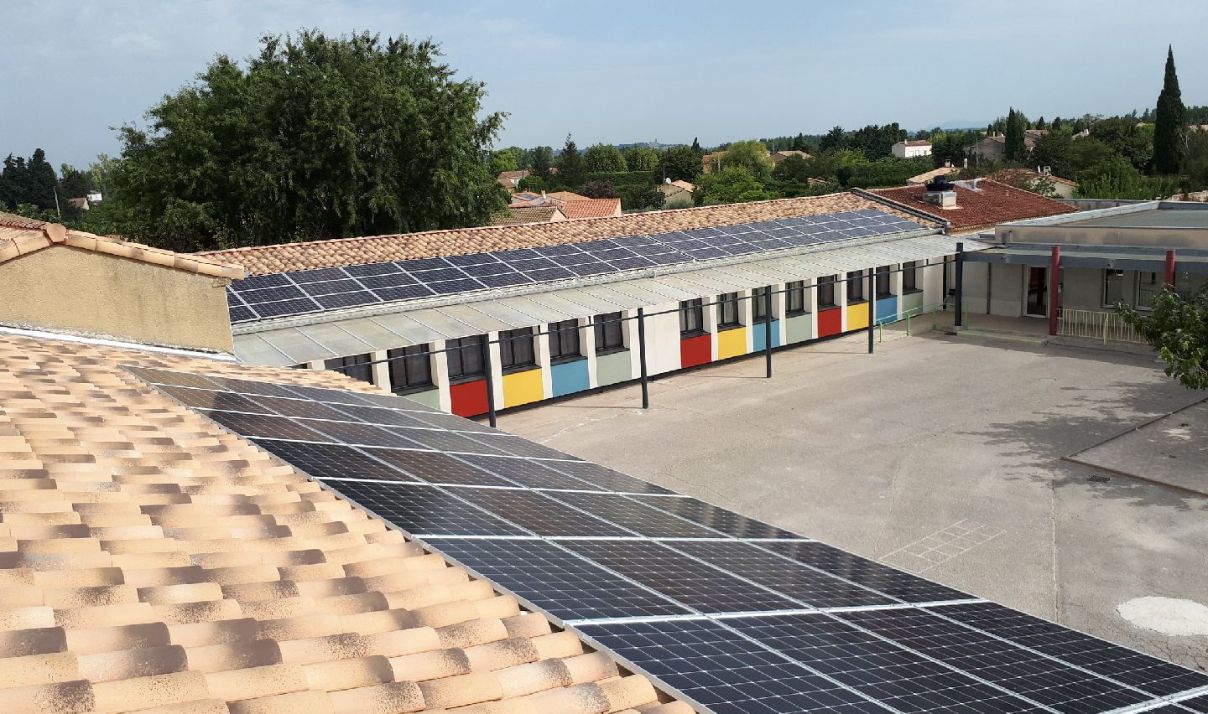 installation panneaux solaires ecole elementaire sauveterre