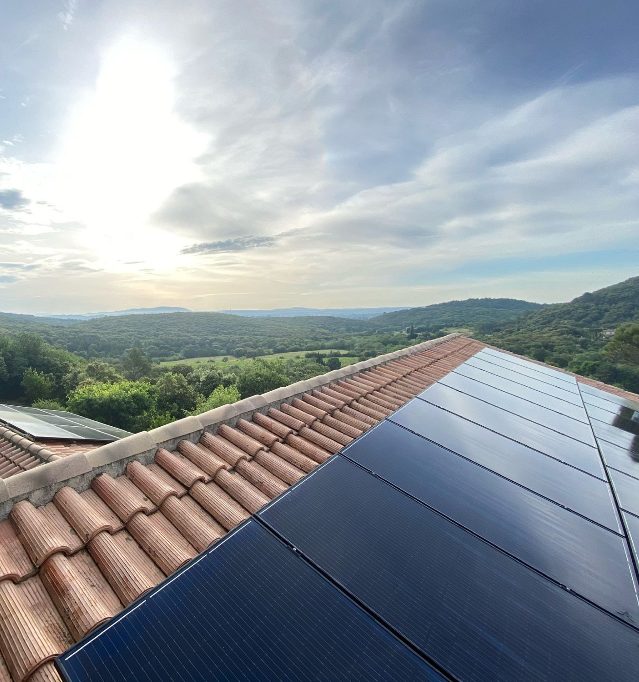 panneaux photovoltaiques maison particulier